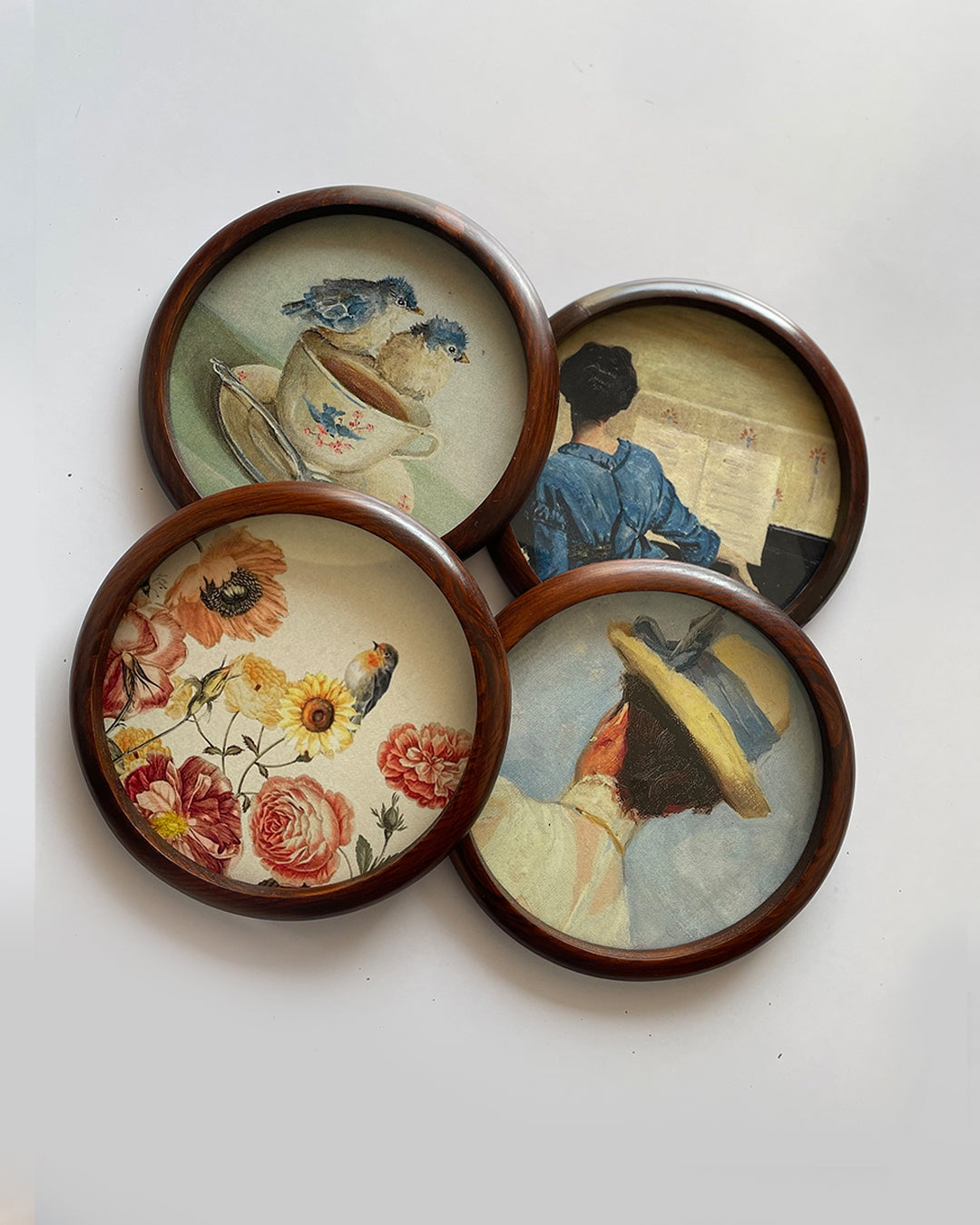 ROUND FRAME