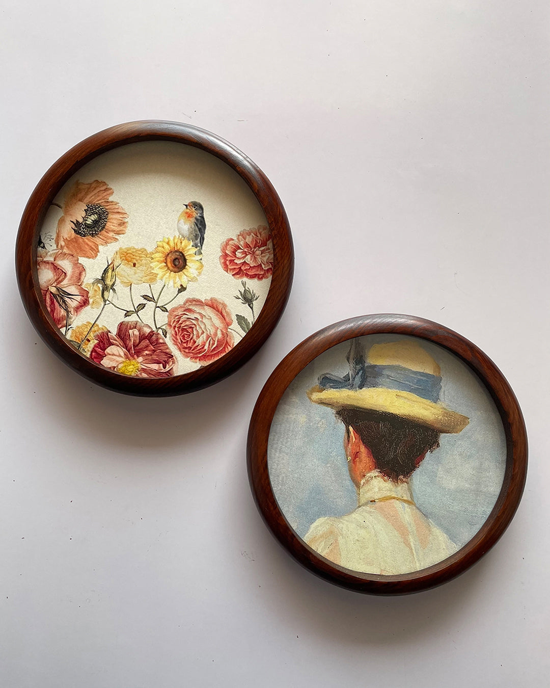 ROUND FRAME