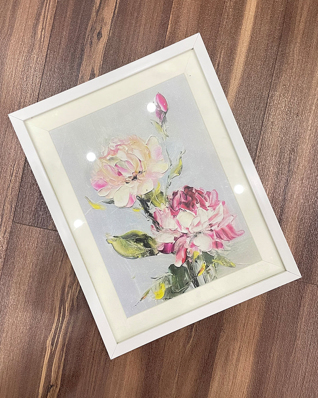 WHITE FLORAL