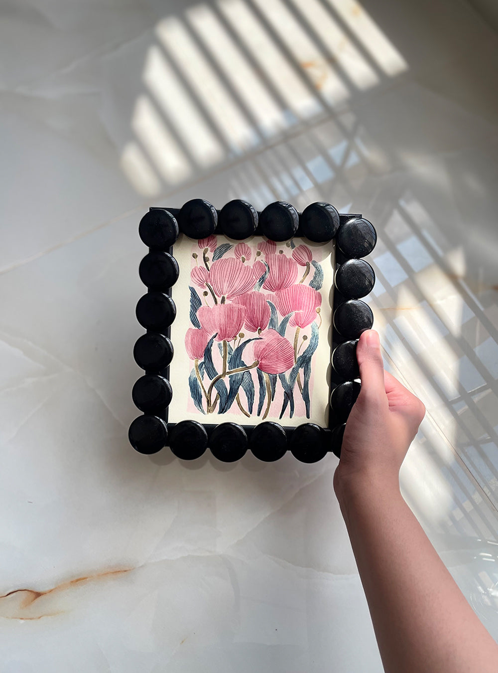 BUBBLY FRAME